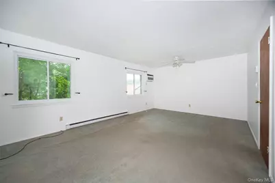 1004 Chelsea Cove S, Hopewell Junction, NY 12533 - Photo 13
