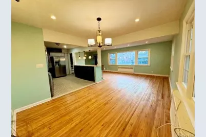85-05 148th Street #2nd flr, Briarwood, NY 11435 - Photo 3