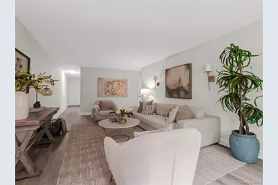 40 W 4th #115, Patchogue, NY 11772 - Photo 5
