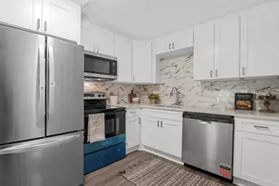 40 W 4th, Patchogue, NY 11772 - Photo 3