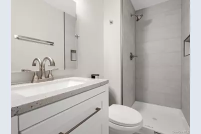 40 W 4th #115, Patchogue, NY 11772 - Photo 9