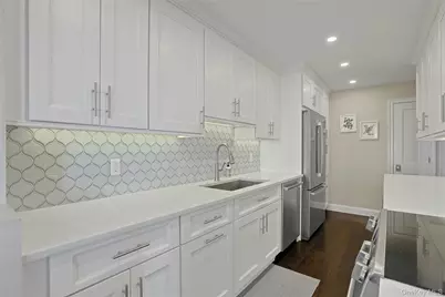310 Kemeys Cove #3-10, Briarcliff Manor, NY 10510 - Photo 9