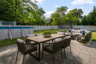17 Nottingham Dr, Wheatley Heights, NY 11798 - Photo 29