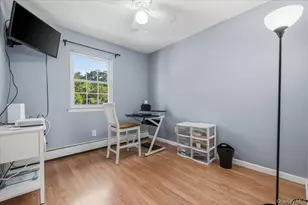 17 Nottingham Dr, Wheatley Heights, NY 11798 - Photo 17