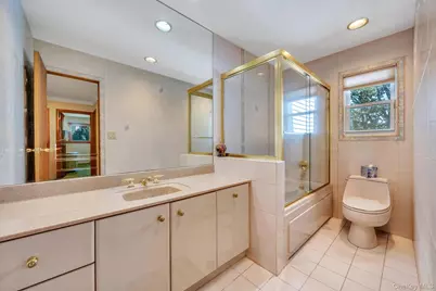 17 Cedar Place, Kings Park, NY 11754 - Photo 29
