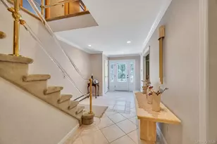 17 Cedar Pl, Kings Park, NY 11754 - Photo 5