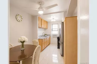 180 Van Cortlandt Park S #3F, Bronx, NY 10463 - Photo 5