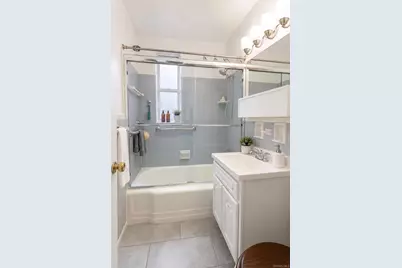 180 Van Cortlandt Park S #3F, Bronx, NY 10463 - Photo 9