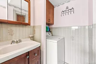 24 A Edgewater Park #24A, Bronx, NY 10465 - Photo 13