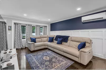 31 Apple Lane, Commack, NY 11725 - Photo 3
