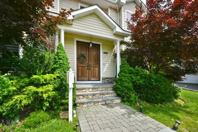 245 Harbor Hill Road, East Hills, NY 11576 - Photo 3