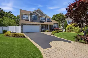 15 Scenic View Cres, Manorville, NY 11949 - Photo 3