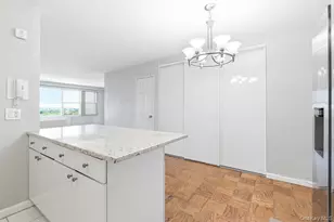 70-25 Yellowstone Blvd, Forest Hills, NY 11375 - Photo 17