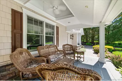10 Serene Court, Dix Hills, NY 11746 - Photo 49