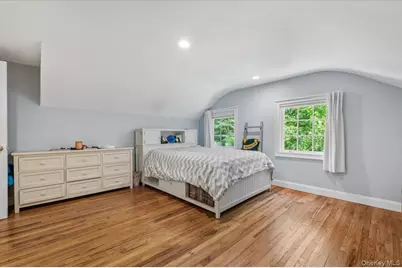 10 Serene Court, Dix Hills, NY 11746 - Photo 33