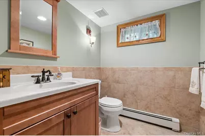 10 Serene Court, Dix Hills, NY 11746 - Photo 43