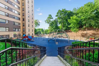 6 Fordham Hill Oval #12h, Bronx, NY 10468 - Photo 17