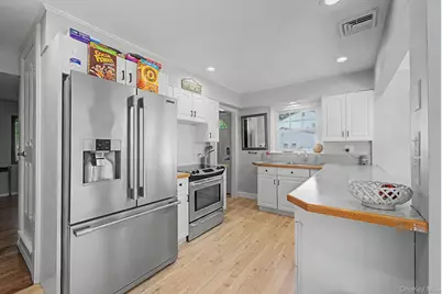 20 Richmond Boulevard, Lake Grove, NY 11755 - Photo 11