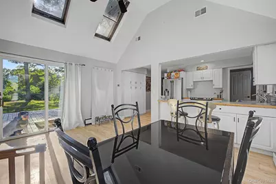 20 Richmond Boulevard, Lake Grove, NY 11755 - Photo 15