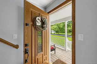 20 Richmond Blvd, Lake Grove, NY 11755 - Photo 7