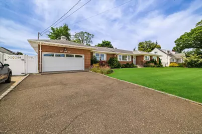 332 Marcy Street, West Babylon, NY 11704 - Photo 3