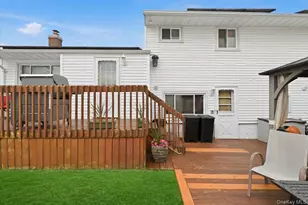 2504 Cadillac Dr, East Meadow, NY 11554 - Photo 27