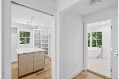 19 Woodvale Drive, Syosset, NY 11791 - Photo 25