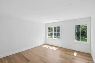 19 Woodvale Dr, Syosset, NY 11791 - Photo 33