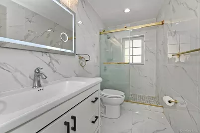 66-26 Marathon Pkwy., Little Neck, NY 11362 - Photo 23