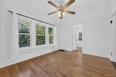 10 S Grand Avenue, Poughkeepsie, NY 12603 - Photo 11