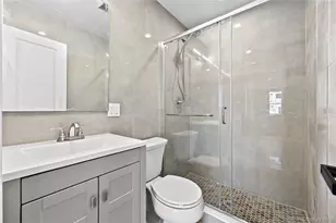 2 Circle Dr, Syosset, NY 11791 - Photo 25
