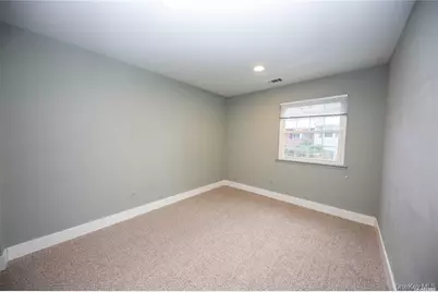 29 Woodlake E Drive, Woodbury, NY 11797 - Photo 15