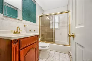 407 Sheridan Blvd, Inwood, NY 11096 - Photo 13