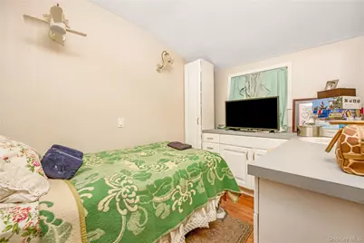 407 Sheridan Boulevard, Inwood, NY 11096 - Photo 15