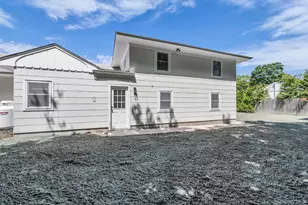 8 N Westbury Rd, Hampton Bays, NY 11946 - Photo 3