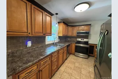 63 Hueg Place, Pine Bush, NY 12566 - Photo 11