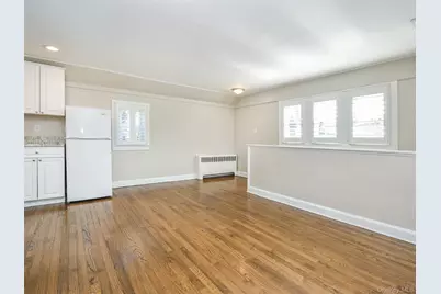 61 Locust Avenue apt. #1, Sea Cliff, NY 11579 - Photo 5
