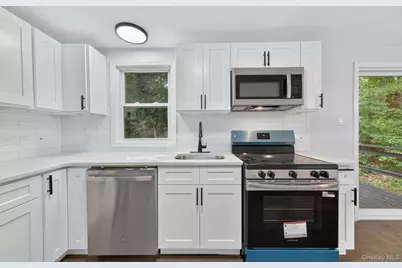 145 Van Wagner Road, Poughkeepsie, NY 12603 - Photo 9
