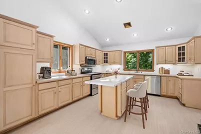 56 School Street, Cortlandt Manor, NY 10567 - Photo 13