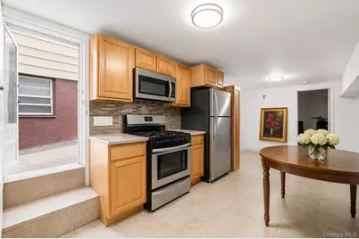 1716 Fowler Avenue, Bronx, NY 10462 - Photo 5