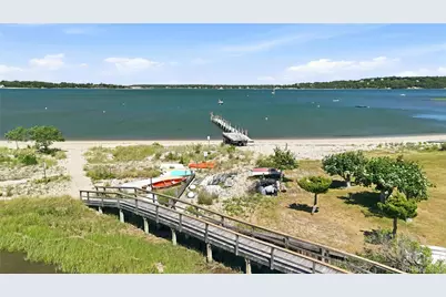 2675 Kerwin Boulevard, Greenport, NY 11944 - Photo 25