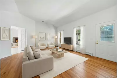 2675 Kerwin Boulevard, Greenport, NY 11944 - Photo 5