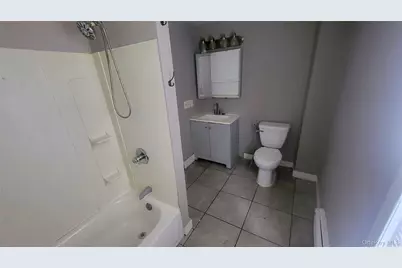 338 Mansion Street, Poughkeepsie, NY 12601 - Photo 17