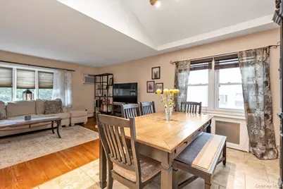 3166 Perry Avenue, Oceanside, NY 11572 - Photo 5