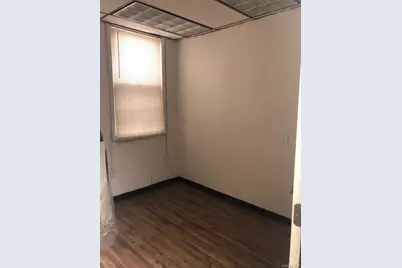 7407 Myrtle Avenue, Glendale, NY 11385 - Photo 9