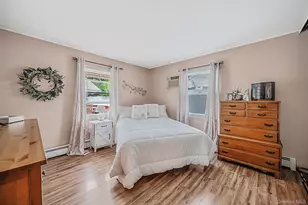 36 Sunrise Ln, Levittown, NY 11756 - Photo 19