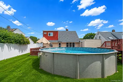 36 Sunrise Lane, Levittown, NY 11756 - Photo 31