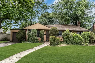 828 N Fletcher Avenue, Valley Stream, NY 11580 - Photo 1