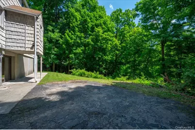 105 High Street Extension, Mount Kisco, NY 10549 - Photo 11