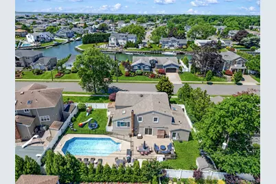 51 Skylark Road, Massapequa Park, NY 11762 - Photo 3